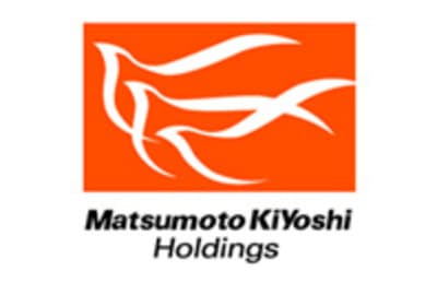 【マツモトキヨシホールディングス】平均年収834万円｜年収推移・業界・年代・役職別など徹底解説！